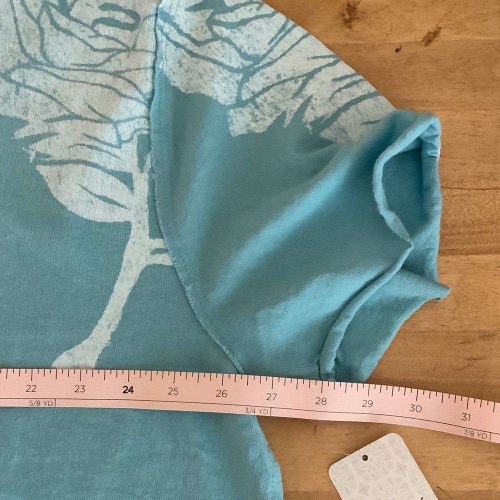 We The Free Blue Floral Short Sleeve Tee Tag Still On Size Medium - Picture 10 of 12